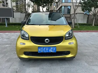 Smart Smart Fortwo 2017, 50000 км, за 5854.39 USD