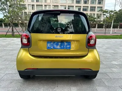 Smart Smart Fortwo 2017, 50000 км, за 5826.1 USD - фото 6