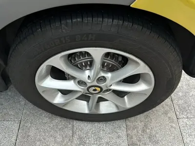Smart Smart Fortwo 2017, 50000 км, за 5826.1 USD - фото 12