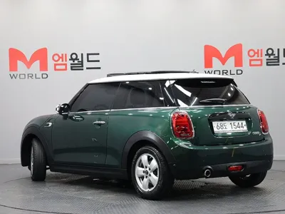 MINI Cooper 2018, 85752 км, за 5054.48 USD