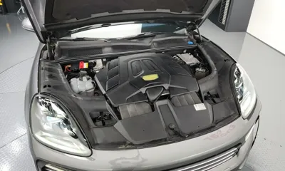 Porsche Cayenne 2019, 42451 км, за 46122.86 USD - фото 6