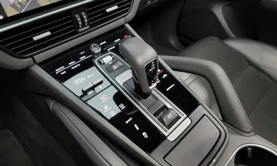Porsche Cayenne 2019, 42451 км, за 46122.86 USD - фото 9