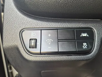 Kia Seltos 2020, 168631 км, за 9321.26 USD - фото 18
