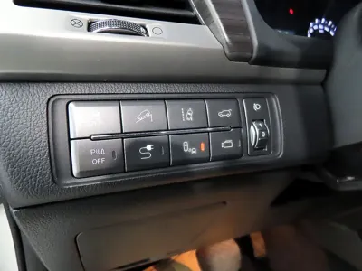 KG_Mobility_Ssangyong Rexton 2018, 139909 км, за 9315.97 USD - фото 15