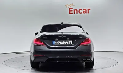 Genesis G70 2019, 71311 км, за 14212.07 USD