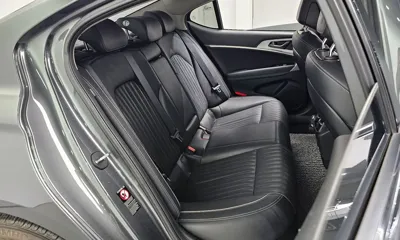 Genesis G70 2019, 71311 км, за 14212.07 USD - фото 11