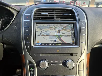 Lincoln MKX 2016, 100505 км, за 6544.16 USD - фото 12