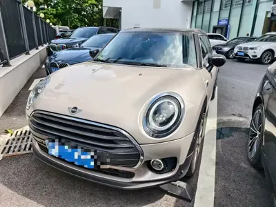 MINI Mini Clubman · 2023 год