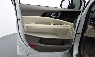 Kia Canival 2024, 23667 км, за 29859.51 USD - фото 24