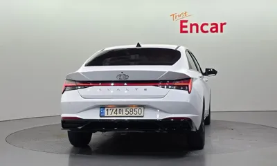 Hyundai Avante 2023, 23637 км, за 17592.23 USD
