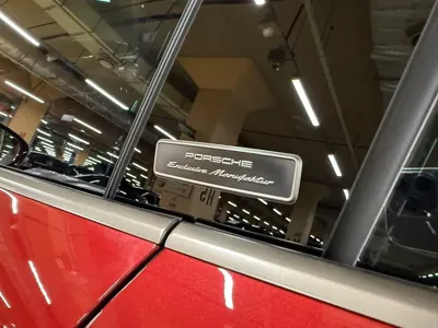 Porsche Taycan 2025, 250 км, за 148534.28 USD - фото 20