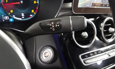 Mercedes-Benz GLC-Class 2022, 49284 км, за 29065.08 USD - фото 9