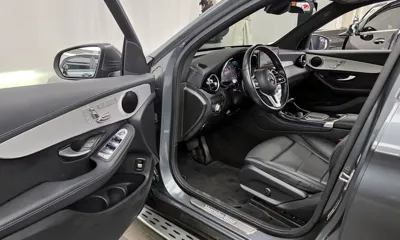 Mercedes-Benz GLC-Class 2022, 49284 км, за 29065.08 USD - фото 10