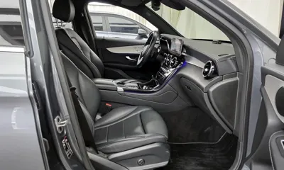 Mercedes-Benz GLC-Class 2022, 49284 км, за 29065.08 USD - фото 11