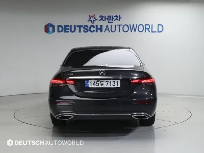 Mercedes-Benz E-Class 2022, 59413 км, за 24222.13 USD