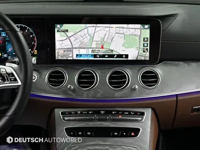 Mercedes-Benz E-Class 2022, 59413 км, за 24222.13 USD - фото 14