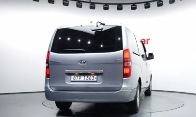 Hyundai Starex 2018, 102204 км, за 8853.42 USD