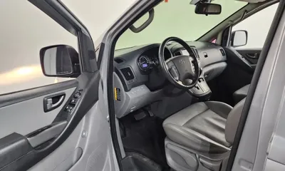 Hyundai Starex 2018, 102204 км, за 8853.42 USD - фото 10