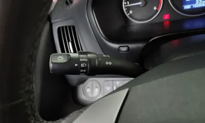 Hyundai Starex 2018, 102204 км, за 8853.42 USD - фото 28