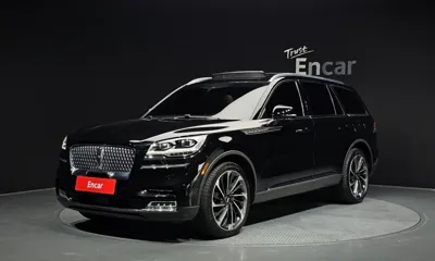 Lincoln Aviator · 2022 год