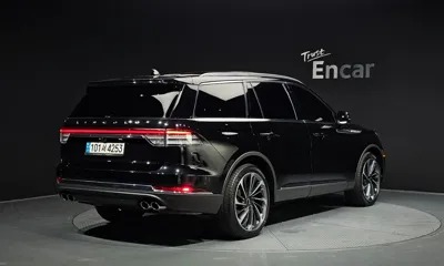 Lincoln Aviator 2022, 99310 км, за 23069.82 USD