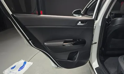 Kia Sportage 2018, 132029 км, за 8338.77 USD - фото 25