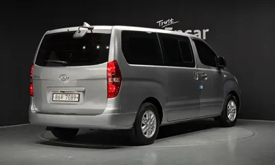 Hyundai Starex 2018, 83662 км, за 7296.42 USD