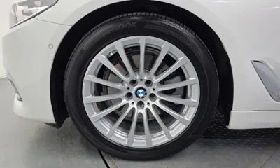 BMW 5-Series 2019, 42285 км, за 17395.3 USD