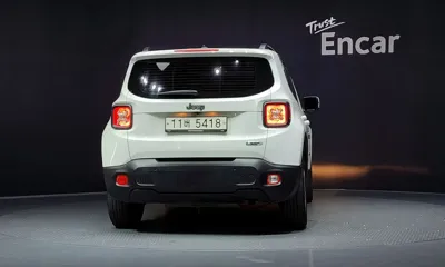 Jeep Renegade 2017, 120056 км, за 5460.57 USD