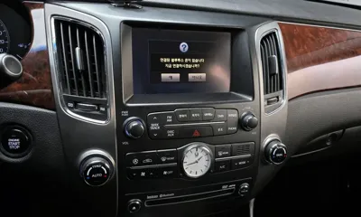 Hyundai Equus 2010, 222932 км, за 2470.26 USD - фото 14