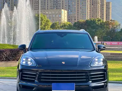 Porsche Cayenne 2018, 98000 км, за 49734.17 USD