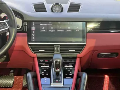 Porsche Cayenne 2018, 98000 км, за 49734.17 USD - фото 9