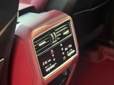 Porsche Cayenne 2018, 98000 км, за 49734.17 USD - фото 15