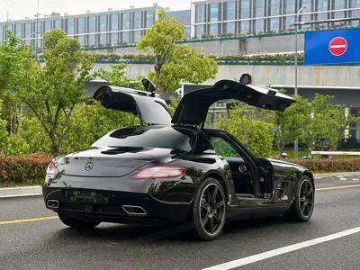 Mercedes-Benz SLS AMG 2015, 14000 км, за 261913.7 USD