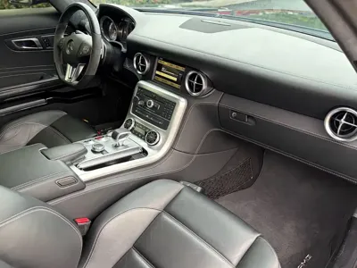 Mercedes-Benz SLS AMG 2015, 14000 км, за 261913.7 USD - фото 11