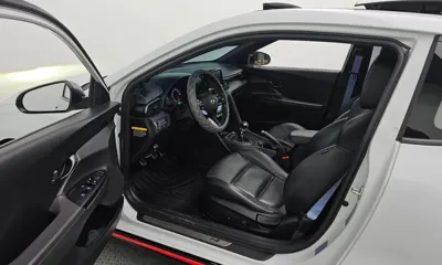 Hyundai Veloster 2019, 156587 км, за 7162.85 USD - фото 10