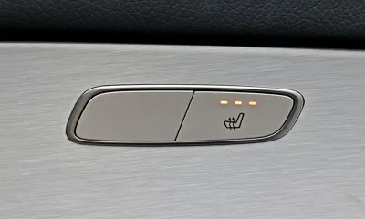 Mercedes-Benz E-Class 2021, 89179 км, за 20882.14 USD - фото 16