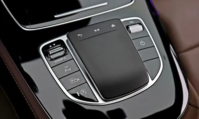 Mercedes-Benz E-Class 2021, 89179 км, за 20882.14 USD - фото 17