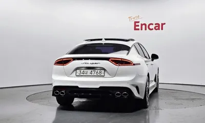 Kia Stinger 2018, 133198 км, за 8400.07 USD