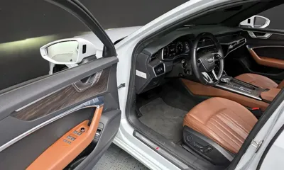 Audi A6 2020, 77613 км, за 18851.81 USD - фото 10