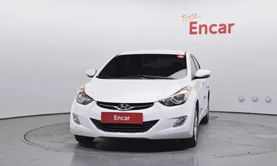 Hyundai Avante 2013, 115010 км, за 3633.96 USD
