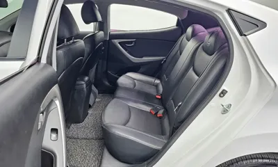 Hyundai Avante 2013, 115010 км, за 3633.96 USD - фото 11