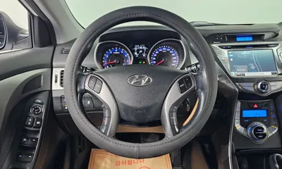 Hyundai Avante 2013, 115010 км, за 3633.96 USD - фото 17