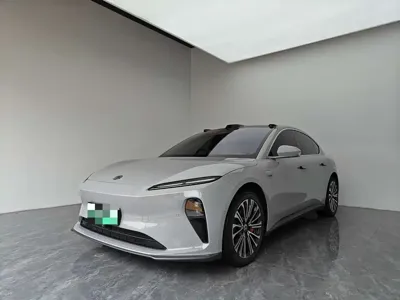 Nio ET5 · 2023 год