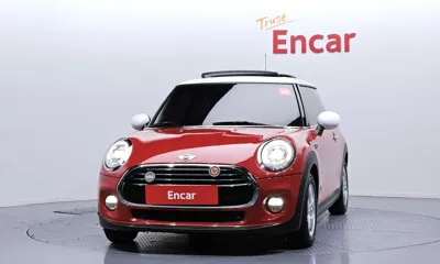 MINI Cooper 2018, 167587 км, за 4354.15 USD
