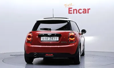 MINI Cooper 2018, 167587 км, за 4354.15 USD