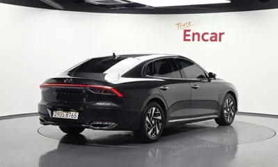 Hyundai Grandeur 2022, 141666 км, за 12071.68 USD