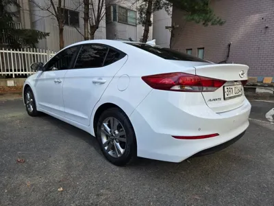Hyundai Avante 2017, 68049 км, за 7351.98 USD - фото 6
