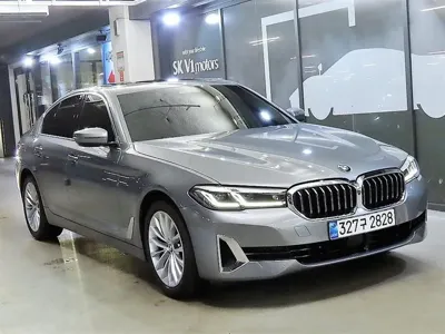 BMW 5-Series · 2023 год