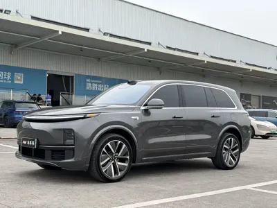 Li Auto Li L9 · 2023 год